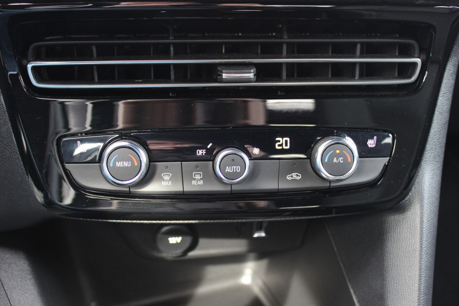Opel Mokka-e GS Line 50-kWh / Camera / Leder / CarPlay / 18'' / Sfeerverlichting / Keyless / Stoelverwarming / Dodehoek / DAB / Cruise Control / Warmtepomp