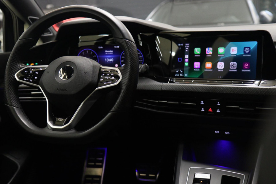 Volkswagen Golf 1.5 eTSI R-Line 3XR-LINE /PANO/H&K/CAM/CARPLAY/BOMVOL
