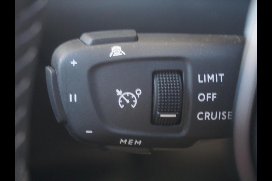 Peugeot 2008 1.2 Hybrid 145 Allure 360 Camera