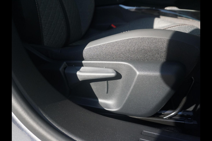 Peugeot 2008 1.2 Hybrid 145 Allure 360 Camera