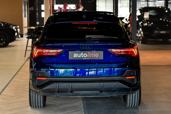Audi Q3 Sportback 45 TFSI e 3x S-Line. Pano, ACC, Sonos, Keyless, Matrix, Sfeer, Camera, Dodeh, 20''!