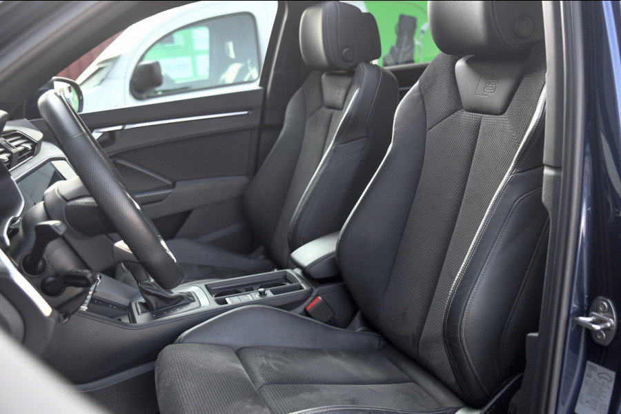 Audi Q3 Sportback 45 TFSI e 3x S-Line. Pano, ACC, Sonos, Keyless, Matrix, Sfeer, Camera, Dodeh, 20''!