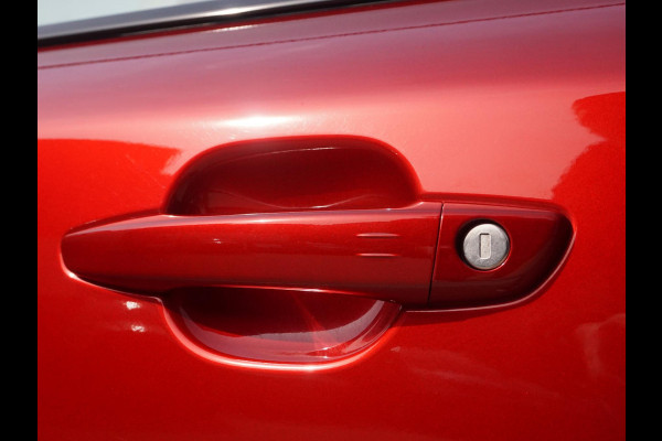 Peugeot e-2008 EV GT Pack 50 kWh Leder Alcantara