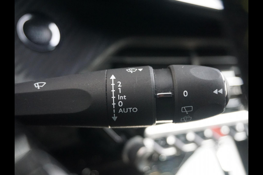 Peugeot e-2008 EV GT Pack 50 kWh Leder Alcantara