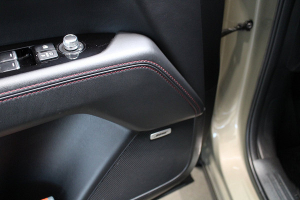 Mazda CX-5 2.0 SkyActiv-G 165 Sportive Leer/HUD/360g/Trekhaak prijs is rijklaar incl 12 maanden garantie