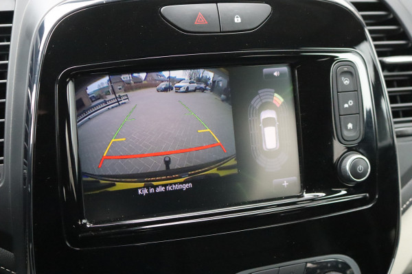 Renault Captur 1.3TCe 150PK Automaat Initiale Paris Navigatie/Camera/Trekhaak/Leder/Stoelverwarming
