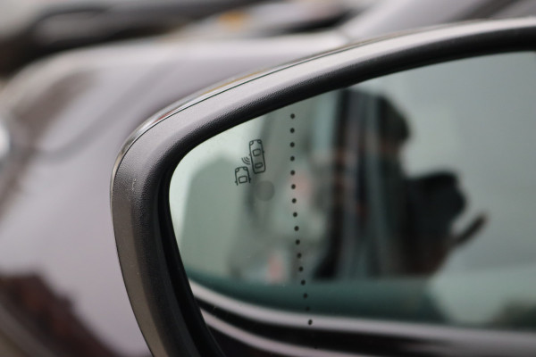 Renault Captur 1.3TCe 150PK Automaat Initiale Paris Navigatie/Camera/Trekhaak/Leder/Stoelverwarming