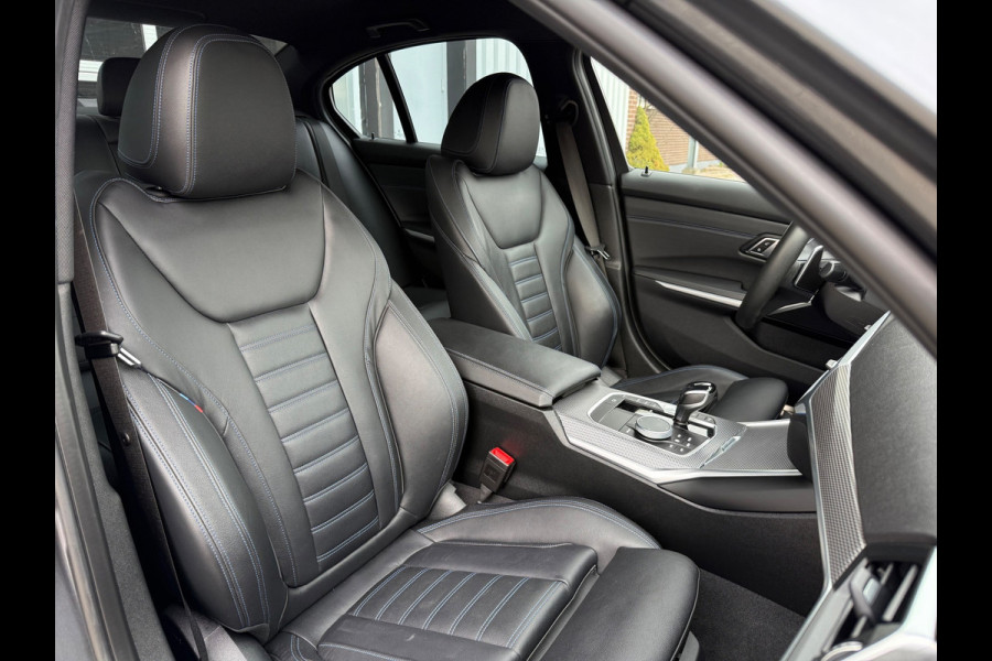 BMW 3-serie 330e High Executive AUT 292PK LED/LEER/NAV/LMV19