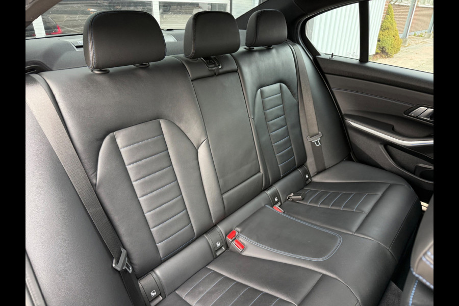 BMW 3-serie 330e High Executive AUT 292PK LED/LEER/NAV/LMV19