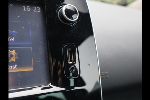 Renault Clio 0.9 TCe LIMITED HATCHBACK + NAVIGATIE | LMV | BASS REFLEX AUDIO | CRUISE CONTROL