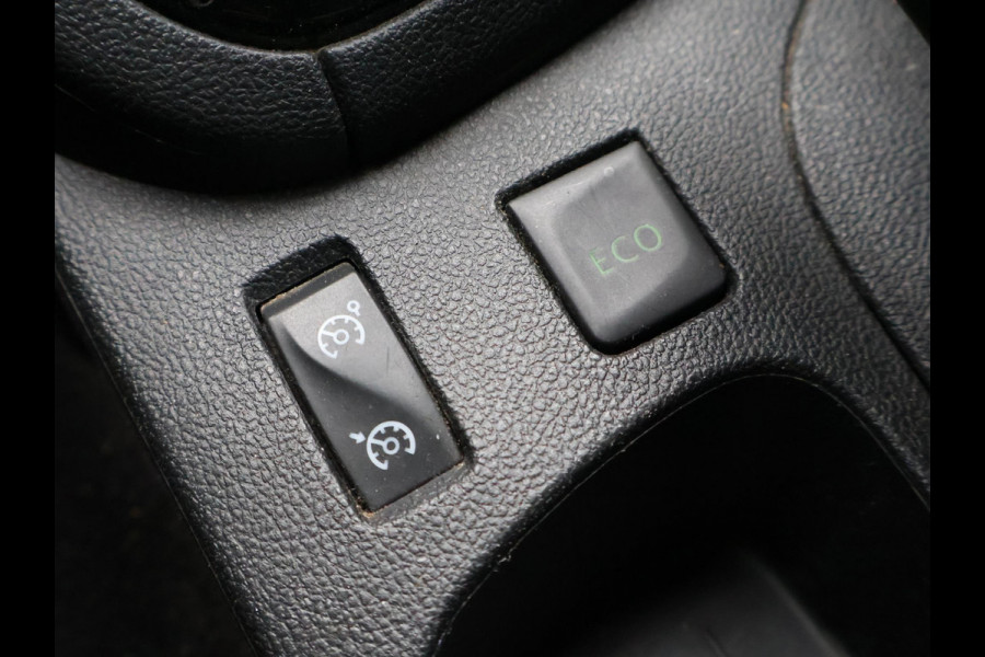 Renault Clio 0.9 TCe LIMITED HATCHBACK + NAVIGATIE | LMV | BASS REFLEX AUDIO | CRUISE CONTROL