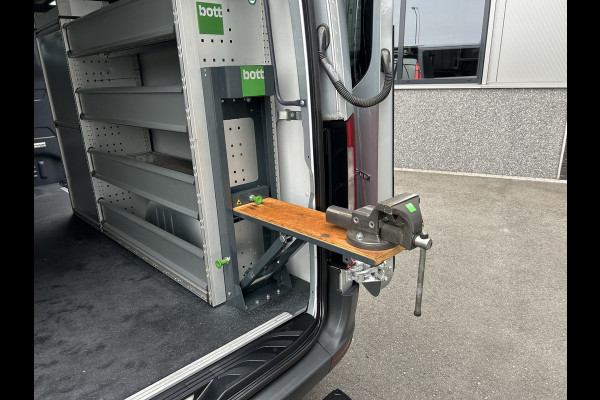 Mercedes-Benz Sprinter 315 CDI RWD L2 H1 BOTT Inrichting / 3500KG Trekhaak / MBUX 10.25 / Navigatie / Cruise control / Airco