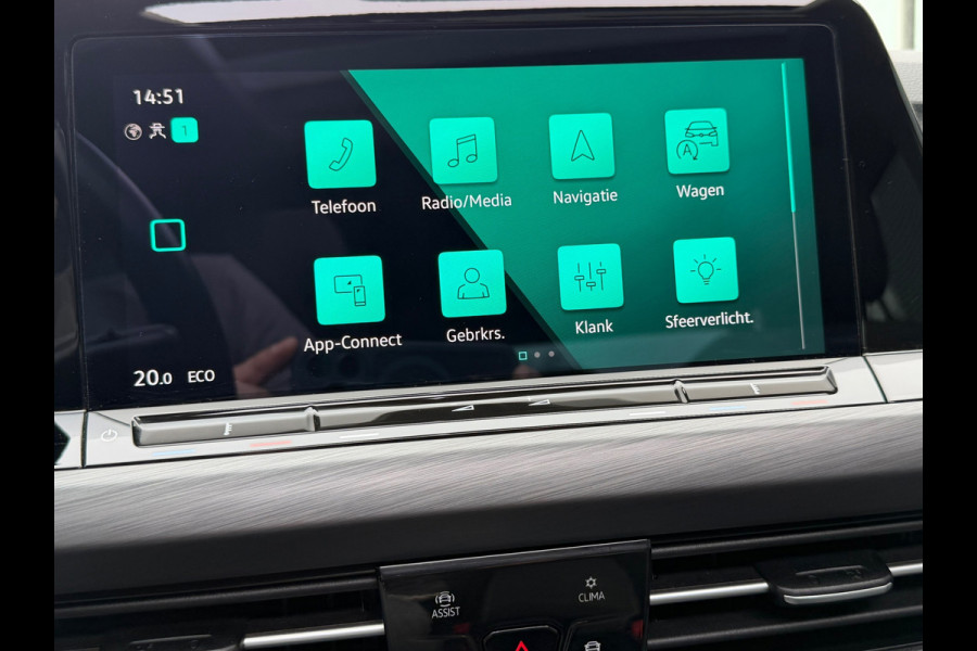 Volkswagen Golf 1.4 eHybrid Style DSG | Panoramadak | Navigatie | Climate | ACC cruise| Memory Seat | 16".