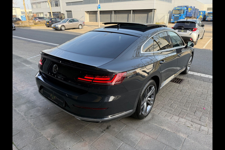 Volkswagen Arteon 2.0 TSI R-Line CAMERA/LMV18/NAVI/LEER/PANO
