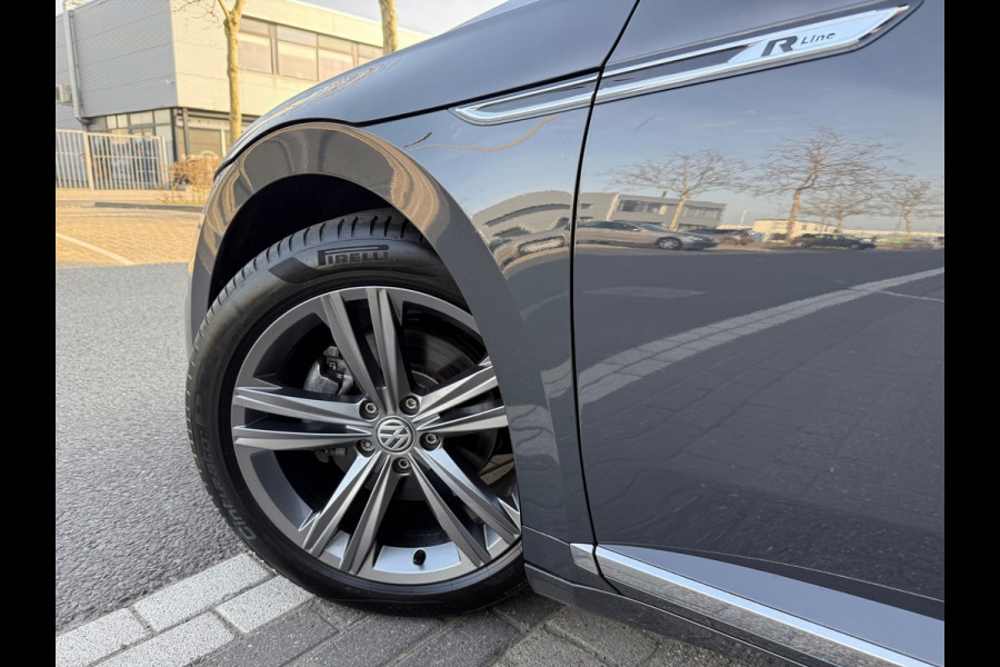 Volkswagen Arteon 2.0 TSI R-Line CAMERA/LMV18/NAVI/LEER/PANO