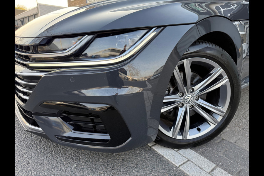 Volkswagen Arteon 2.0 TSI R-Line CAMERA/LMV18/NAVI/LEER/PANO