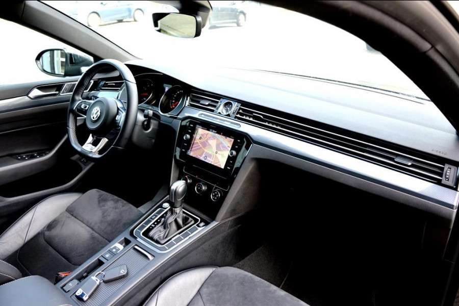 Volkswagen Arteon 2.0 TSI R-Line CAMERA/LMV18/NAVI/LEER/PANO