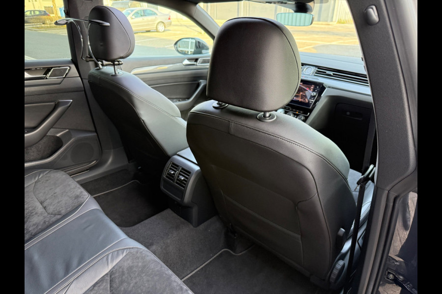 Volkswagen Arteon 2.0 TSI R-Line CAMERA/LMV18/NAVI/LEER/PANO