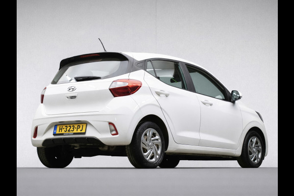 Hyundai i10 1.0 Comfort Sport (APPLE CARPLAY,NAVI,CAMERA,PDC,LED,CLIMATE,CRUISE,LANE ASSIST,SPORTSTOELEN,NETTE STAAT)