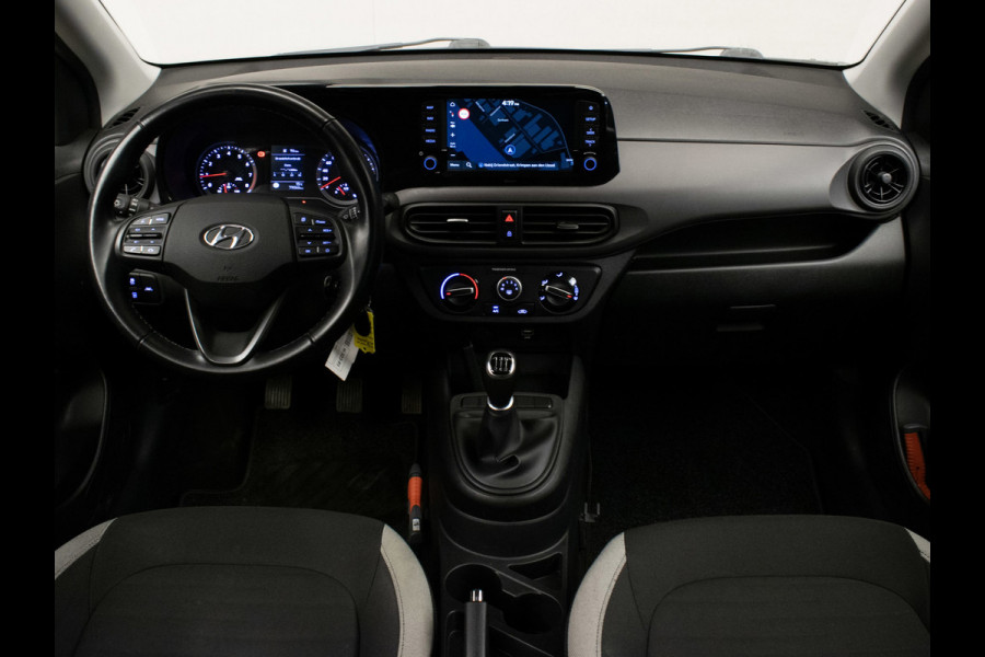 Hyundai i10 1.0 Comfort Sport (APPLE CARPLAY,NAVI,CAMERA,PDC,LED,CLIMATE,CRUISE,LANE ASSIST,SPORTSTOELEN,NETTE STAAT)