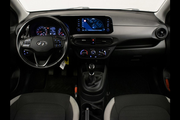 Hyundai i10 1.0 Comfort Sport (APPLE CARPLAY,NAVI,CAMERA,PDC,LED,CLIMATE,CRUISE,LANE ASSIST,SPORTSTOELEN,NETTE STAAT)