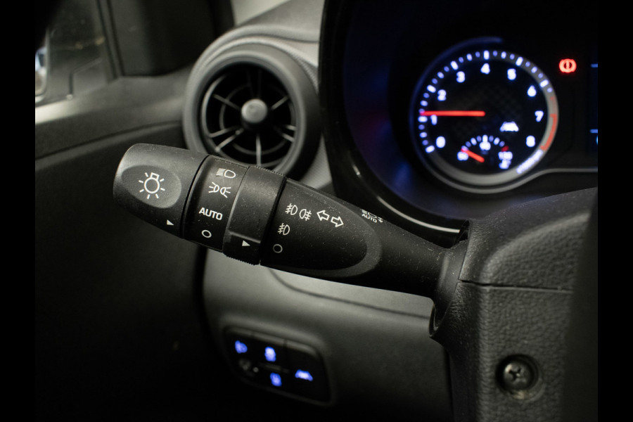 Hyundai i10 1.0 Comfort Sport (APPLE CARPLAY,NAVI,CAMERA,PDC,LED,CLIMATE,CRUISE,LANE ASSIST,SPORTSTOELEN,NETTE STAAT)