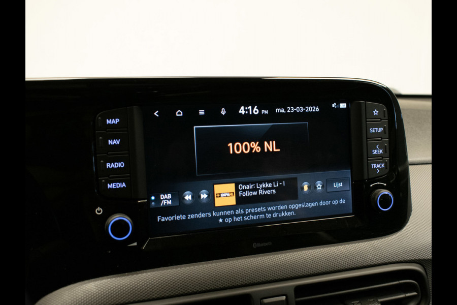 Hyundai i10 1.0 Comfort Sport (APPLE CARPLAY,NAVI,CAMERA,PDC,LED,CLIMATE,CRUISE,LANE ASSIST,SPORTSTOELEN,NETTE STAAT)