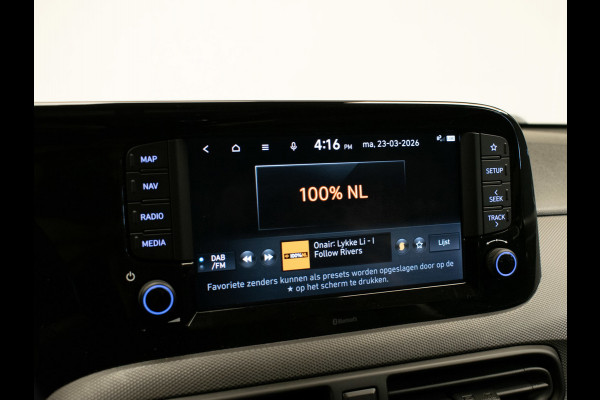 Hyundai i10 1.0 Comfort Sport (APPLE CARPLAY,NAVI,CAMERA,PDC,LED,CLIMATE,CRUISE,LANE ASSIST,SPORTSTOELEN,NETTE STAAT)