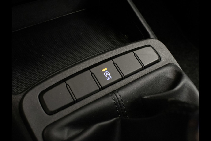 Hyundai i10 1.0 Comfort Sport (APPLE CARPLAY,NAVI,CAMERA,PDC,LED,CLIMATE,CRUISE,LANE ASSIST,SPORTSTOELEN,NETTE STAAT)