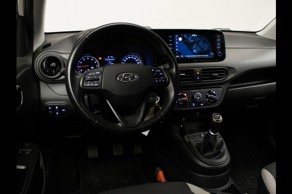 Hyundai i10 1.0 Comfort Sport (APPLE CARPLAY,NAVI,CAMERA,PDC,LED,CLIMATE,CRUISE,LANE ASSIST,SPORTSTOELEN,NETTE STAAT)