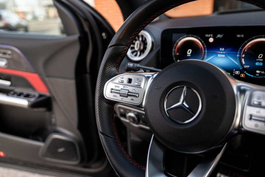 Mercedes-Benz GLA 250 e AMG ACC Stoelventilatie HuD Burmester VOL!!
