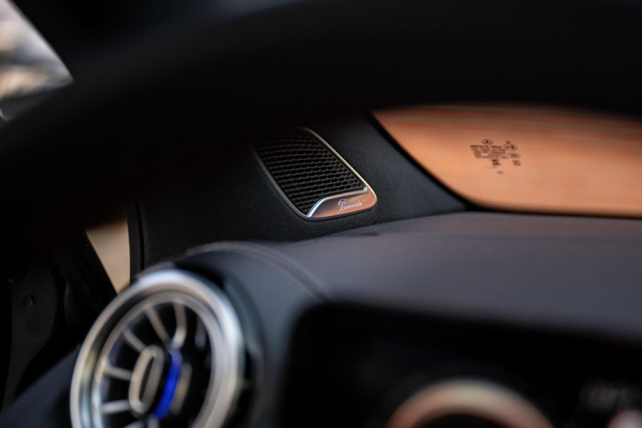 Mercedes-Benz GLA 250 e AMG ACC Stoelventilatie HuD Burmester VOL!!