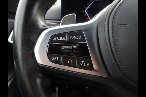 BMW 3 Serie Touring 330e * M-PAKKET * FACELIFT !!