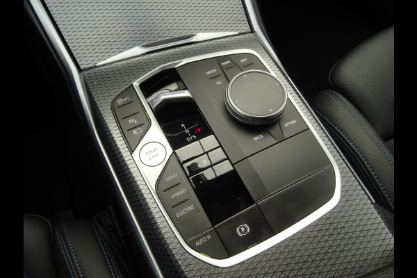 BMW 3 Serie Touring 330e * M-PAKKET * FACELIFT !!