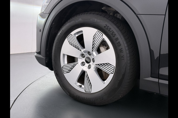 Audi e-tron 55 Quattro 408pk 95kWh SOH 92% Navi Luchtvering LED Ecc Edition Cruise Control Pdc Elek.Achterklep Lmv 19" Virtual Cockpit Led Isofix DAB Bluetooth 1e Eigenaar Origineel Nederlandse Auto Dealeronderhouden