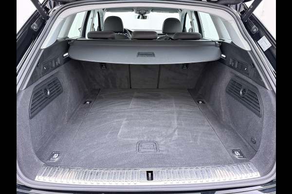 Audi e-tron 55 Quattro 408pk 95kWh SOH 92% Navi Luchtvering LED Ecc Edition Cruise Control Pdc Elek.Achterklep Lmv 19" Virtual Cockpit Led Isofix DAB Bluetooth 1e Eigenaar Origineel Nederlandse Auto Dealeronderhouden