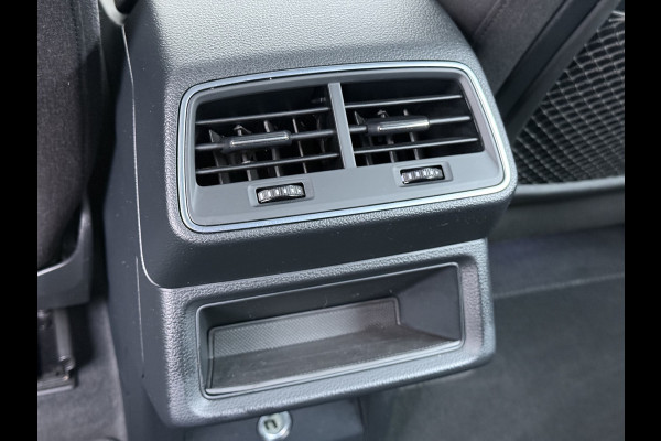 Audi e-tron 55 Quattro 408pk 95kWh SOH 92% Navi Luchtvering LED Ecc Edition Cruise Control Pdc Elek.Achterklep Lmv 19" Virtual Cockpit Led Isofix DAB Bluetooth 1e Eigenaar Origineel Nederlandse Auto Dealeronderhouden