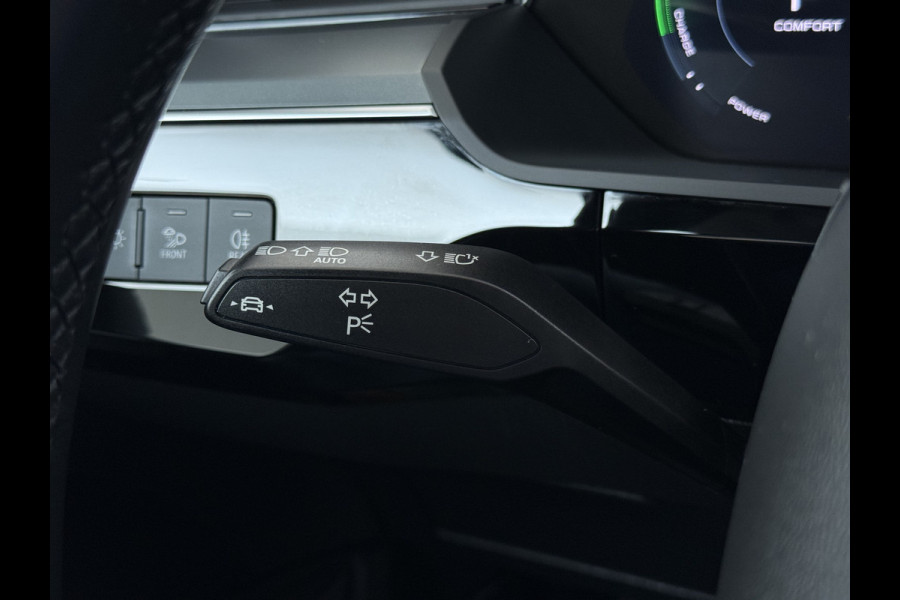 Audi e-tron 55 Quattro 408pk 95kWh SOH 92% Navi Luchtvering LED Ecc Edition Cruise Control Pdc Elek.Achterklep Lmv 19" Virtual Cockpit Led Isofix DAB Bluetooth 1e Eigenaar Origineel Nederlandse Auto Dealeronderhouden