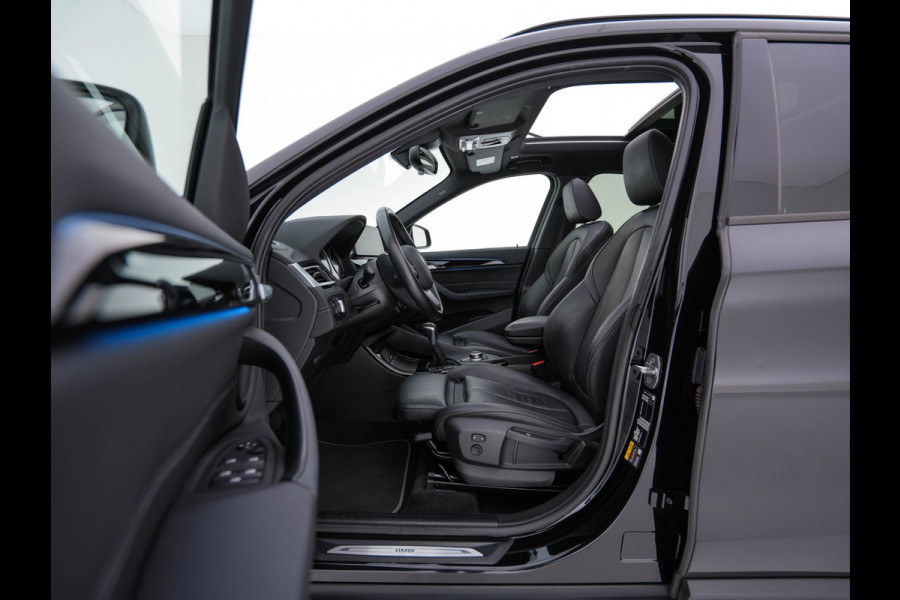 BMW X1 xDrive25e Sportline Business Edition Plus (Plug-In) (INCL-BTW) Aut. *PANO | LEATHER | FULL-LED | HEATED-SPORTSEATS | HIFI-SYSTEM | CAMERA | PRIVACYGLASS | NAVI-FULLMAP | ECC | HEAD-UP | PDC | KEYLESS | DAB | CRUISE | TOWBAR | AMBIENTLIGHT | 18