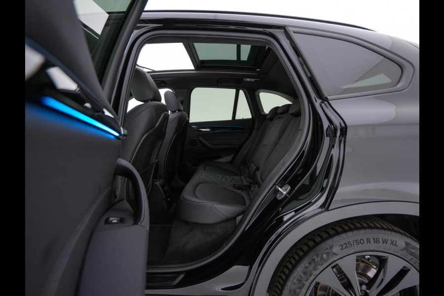BMW X1 xDrive25e Sportline Business Edition Plus (Plug-In) (INCL-BTW) Aut. *PANO | LEATHER | FULL-LED | HEATED-SPORTSEATS | HIFI-SYSTEM | CAMERA | PRIVACYGLASS | NAVI-FULLMAP | ECC | HEAD-UP | PDC | KEYLESS | DAB | CRUISE | TOWBAR | AMBIENTLIGHT | 18