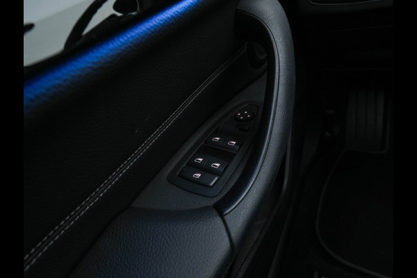 BMW X1 xDrive25e Sportline Business Edition Plus (Plug-In) (INCL-BTW) Aut. *PANO | LEATHER | FULL-LED | HEATED-SPORTSEATS | HIFI-SYSTEM | CAMERA | PRIVACYGLASS | NAVI-FULLMAP | ECC | HEAD-UP | PDC | KEYLESS | DAB | CRUISE | TOWBAR | AMBIENTLIGHT | 18