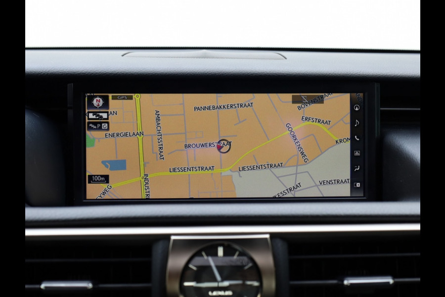 Lexus IS 300h Hybrid Luxury Line | Mark Levinson | Stoelventilatie | Schu