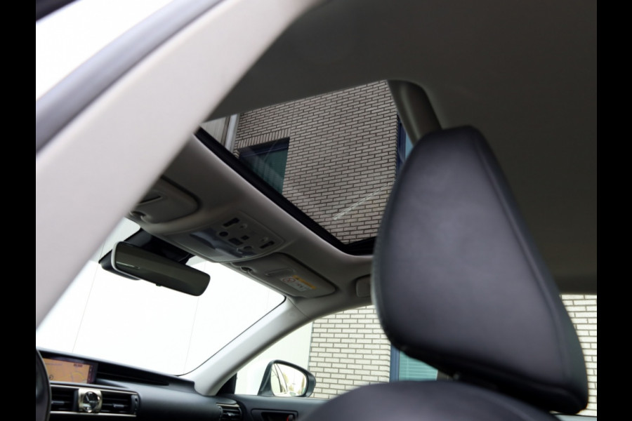 Lexus IS 300h Hybrid Luxury Line | Mark Levinson | Stoelventilatie | Schu