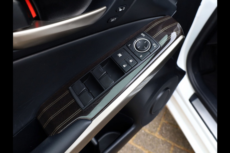 Lexus IS 300h Hybrid Luxury Line | Mark Levinson | Stoelventilatie | Schu