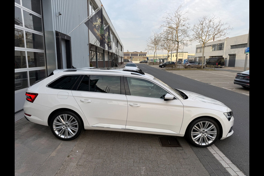 Škoda Superb Combi 1.4 TSI iV CAM/LMV19/NAVI/LEER/VIRTU/PANO