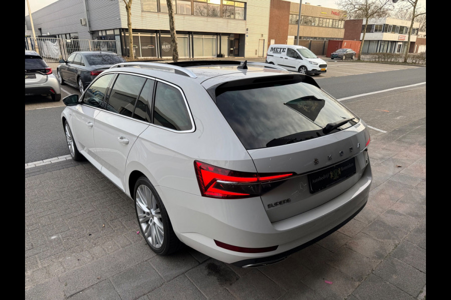 Škoda Superb Combi 1.4 TSI iV CAM/LMV19/NAVI/LEER/VIRTU/PANO
