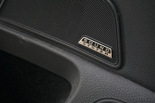 Škoda Superb Combi 1.4 TSI iV CAM/LMV19/NAVI/LEER/VIRTU/PANO