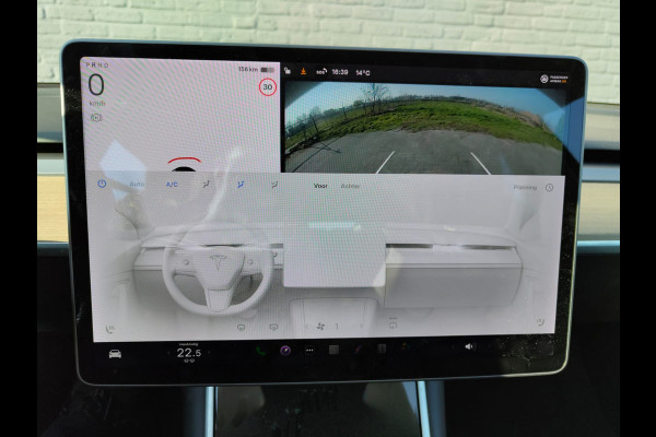 Tesla Model 3 SR+ 325PK AutoPilot Leer Pano-Dak Adaptive Cruise Camera's Elektr.-Stuur+Stoelen+Spiegels+Geheugen+Easy-Entry+Verwarmde stoelen  Ecc Navi Led DAB Voorverwarmen interieur via App Keyless One-Pedal-Drive SOH 82% 1e Eigenaar Origineel Nederlandse Auto 1.584kg licht!