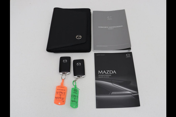 Mazda 3 2.0 e-SkyActiv-X 186 | Carplay | Camera | Stoel & Stuurverwarming | Full LED | Head-up | Adaptive Cruise | Navigatie