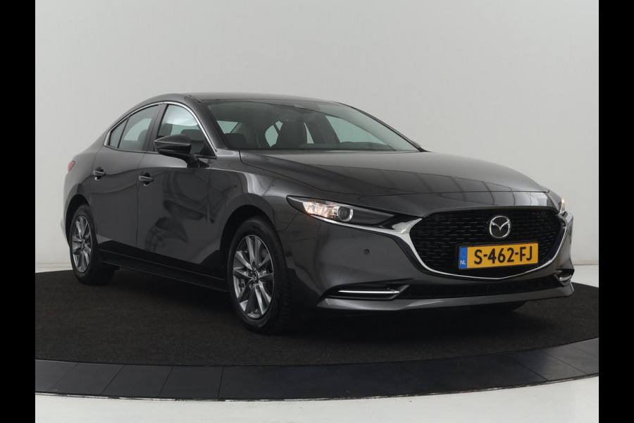 Mazda 3 2.0 e-SkyActiv-X 186 | Carplay | Camera | Stoel & Stuurverwarming | Full LED | Head-up | Adaptive Cruise | Navigatie